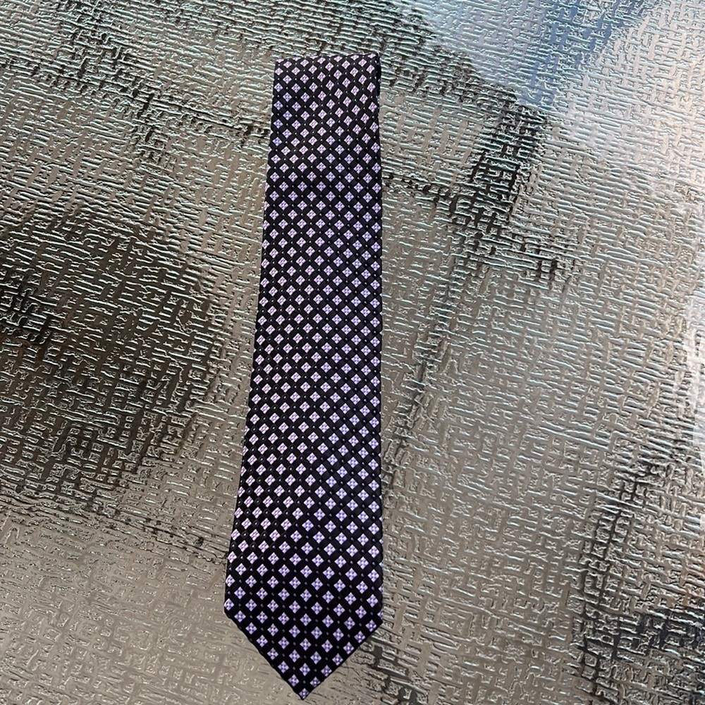Dress tie
